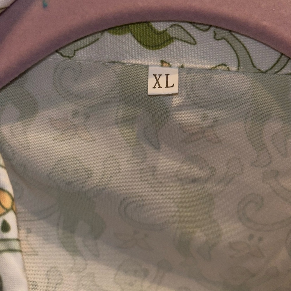 Green Monkey Print Women’s Pajama set short. - Picture 5 of 5